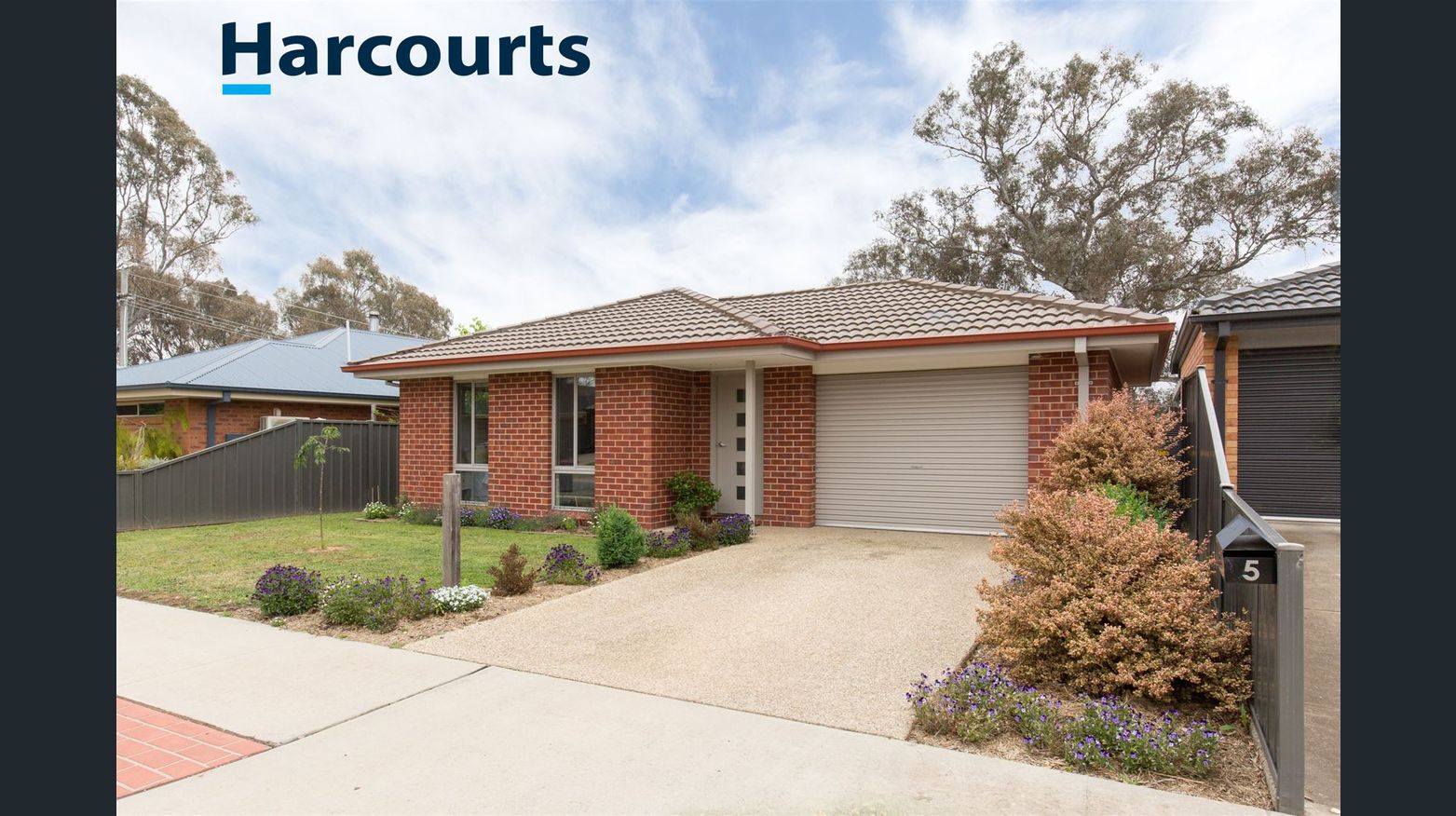 Buying a home is easy with Carol Robertson as your guide